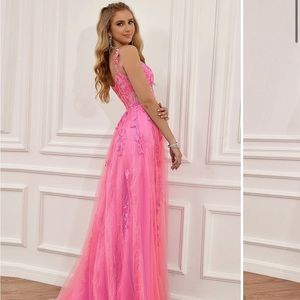 this is a US10 dress